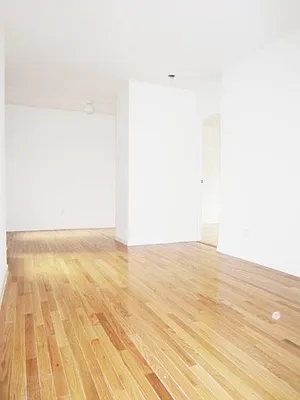 Rented by City Connections Realty | media 15