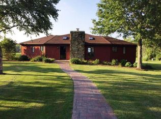 5 Kas Villa Acres, Sullivan, IL