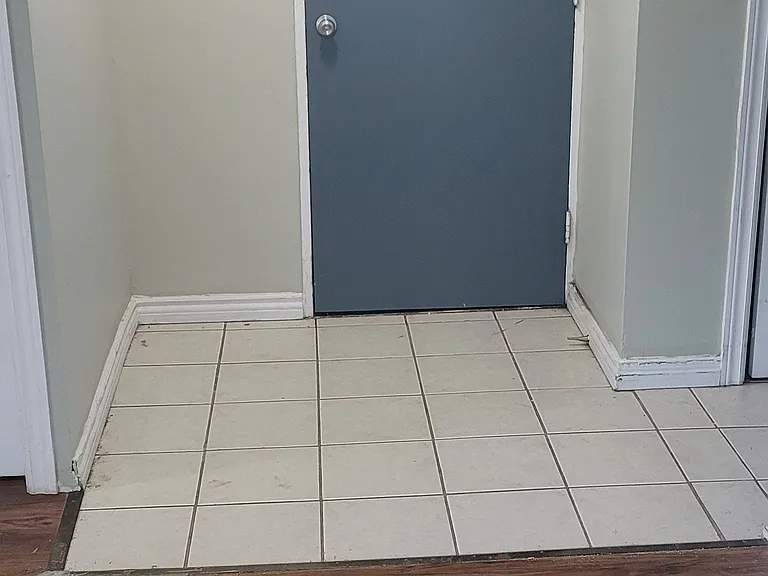 180 Markham Rd #504 — Photo 29