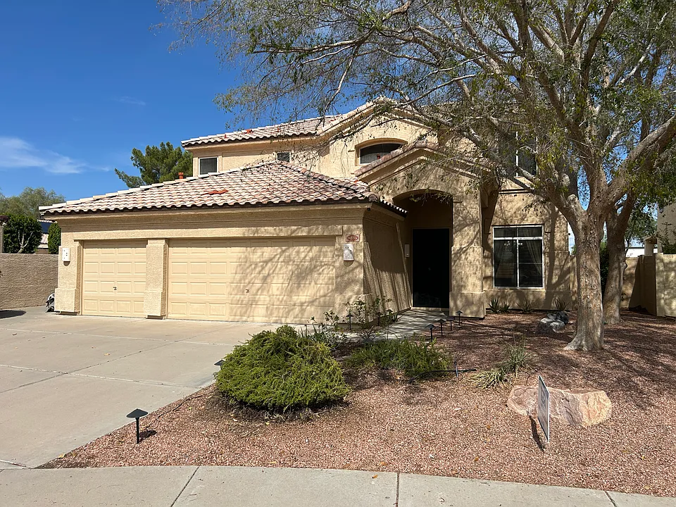 9885 S La Rosa Dr