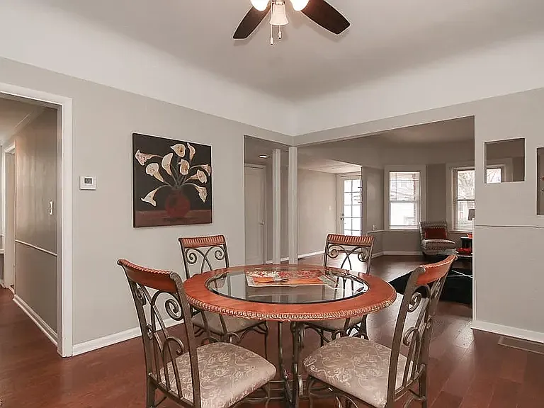 1431 Rosewood Ave — Photo 8