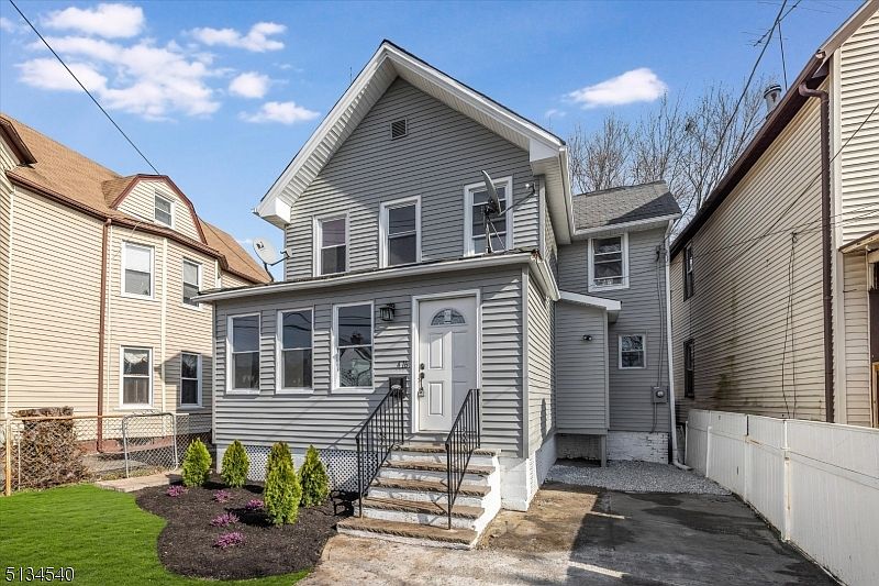 416 Valley St, Orange, NJ 07050 | Zillow