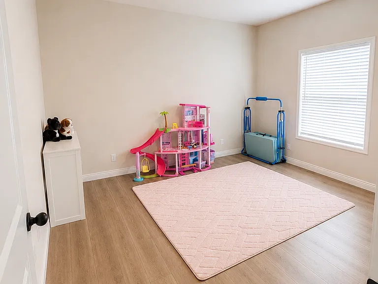 52525 Day Rd — Photo 12