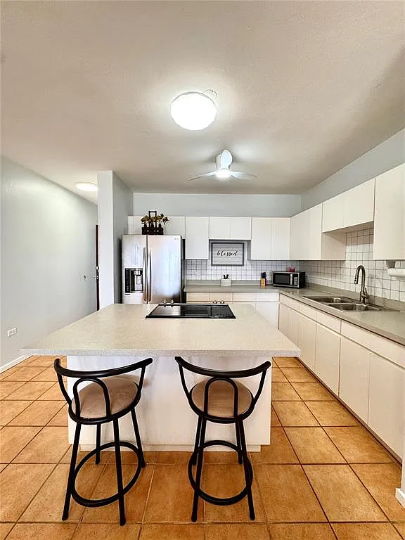 3 bed, 2.0 bath, 1798 sqft, $3,000 — Photo 4