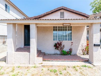 6821 Valmont St, Tujunga, CA, 91042