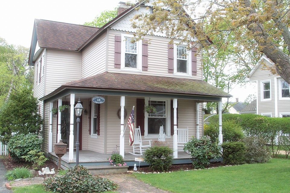 1st image of 18 Mulford St