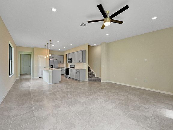4th image of 4825 Chantilly Rd #4825