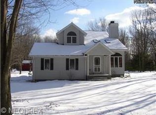 8732 Pierce Rd, Garrettsville, OH 44231