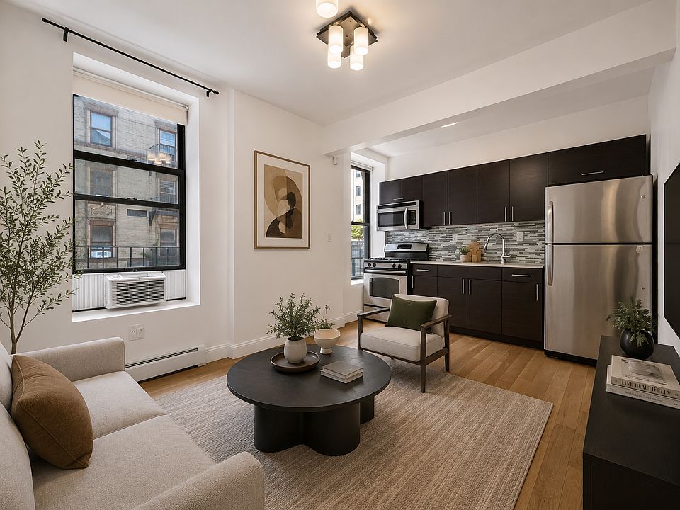 1st image of 457 W 17th St #14