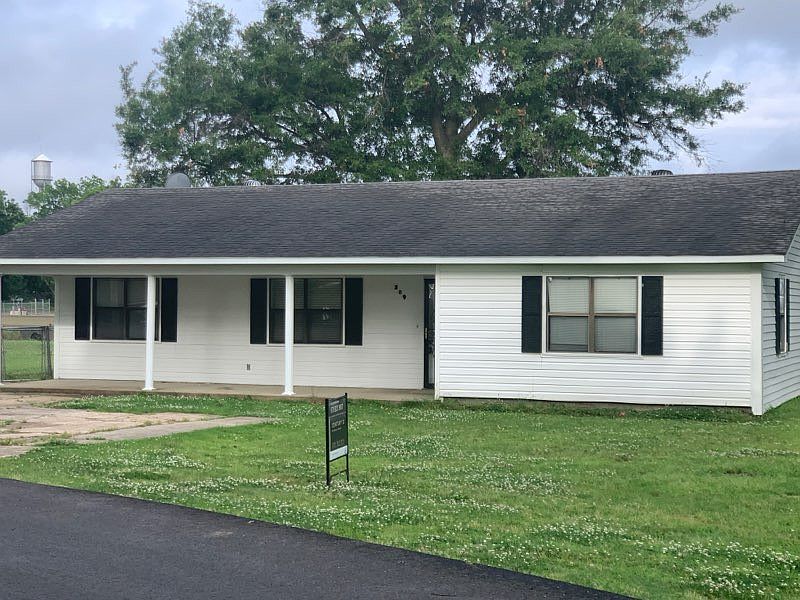1st image of 309 Bruce Wilson Dr