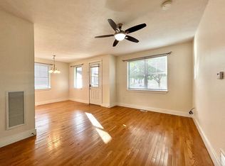 327 Freyling Pl SE, Grand Rapids, MI 49506