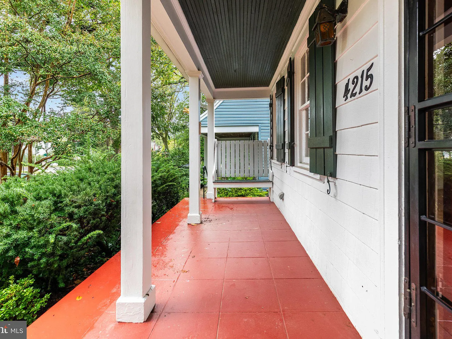 4 bed, 2.5 bath, 1735 sqft, $5,000 — Photo 2