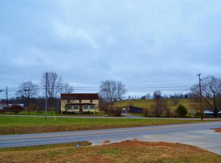 1344 Versailles Rd, Lawrenceburg, KY 40342