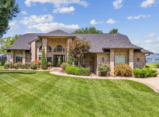 5075 Lake Breeze Rd, Grove, OK 74344