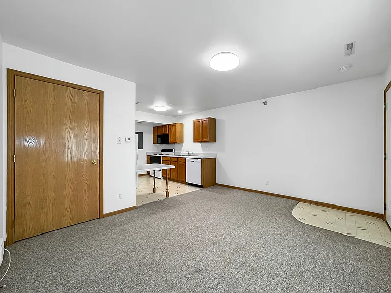 212 Hayward Ave #301 — Photo 5