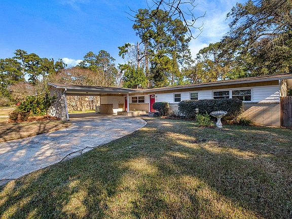 4th image of 1107 Richview Rd