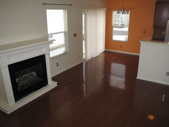 2nd image of 681 Wilke Pl