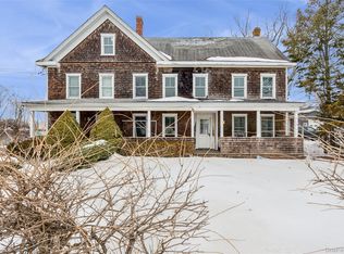 250 Main Rd, Riverhead, NY 11901