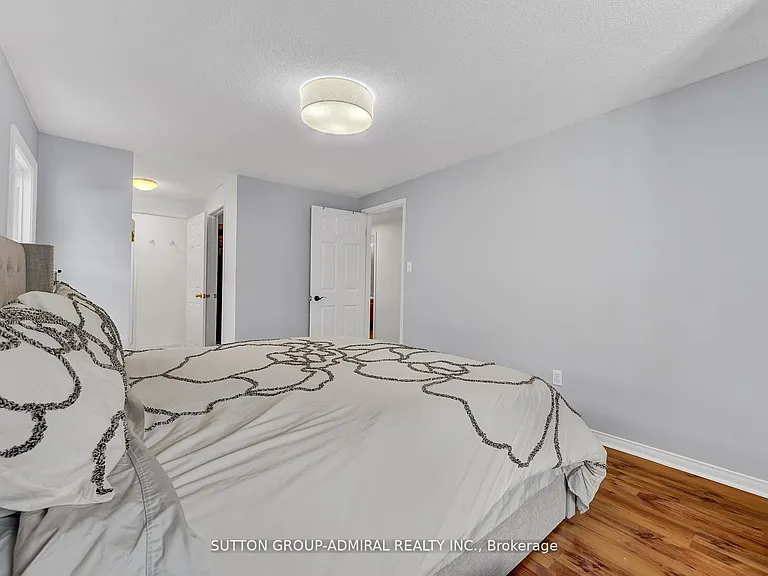 52 Garden Ave — Photo 22