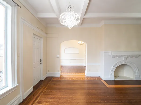 1228 3rd Ave SE #1, Cedar Rapids, IA 52403