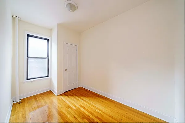 Rented by Douglas Elliman | media 8