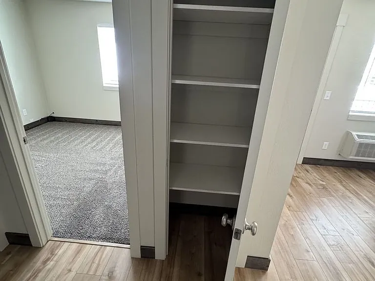 120 Jewel Basin Ct — Photo 8