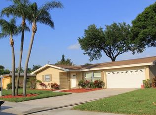 947 Nolan Dr, Largo, FL 33770