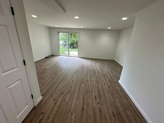 2nd image of 3230 Durham Pl