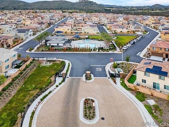 3rd image of 36631 Desert Tortoise Rd