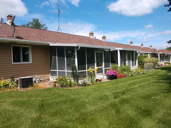2nd image of 8460 Elkwood Dr SW