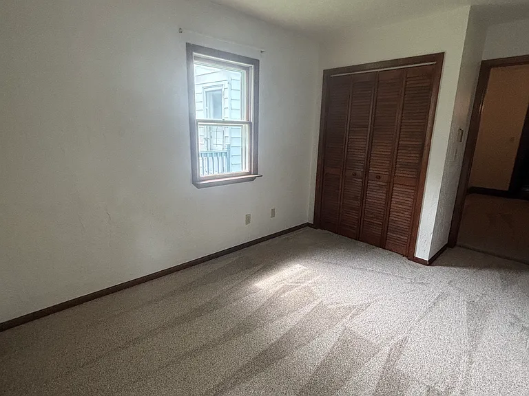 1225 W 8th St #1 — Photo 8