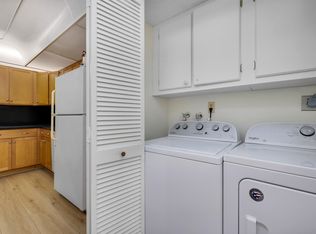 3621 Oaks Clubhouse Dr APT 104, Pompano Beach, FL 33069