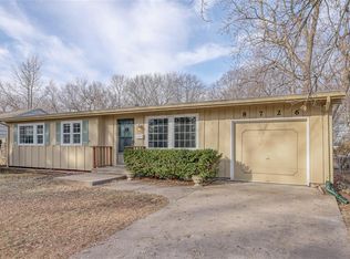 8726 Switzer Rd, Overland Park, KS 66214