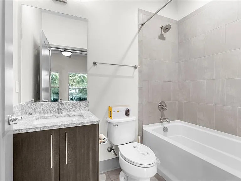 4810 W McElroy Ave #1 — Photo 20