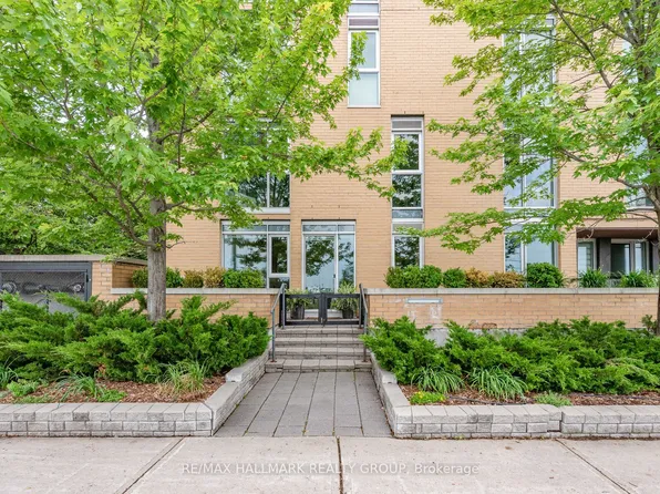 200 Lett St #110, Ottawa, ON K1R 0A7
