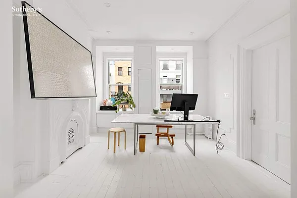 Rented by Sotheby's International Realty | media 4