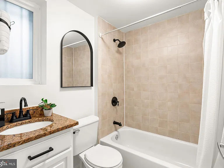 804 Taylor St NW #105 — Photo 19