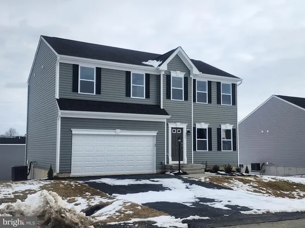 108 Ramshorn Rd, Inwood, WV 25428