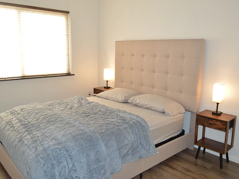 2nd bedroom(2nd floor)