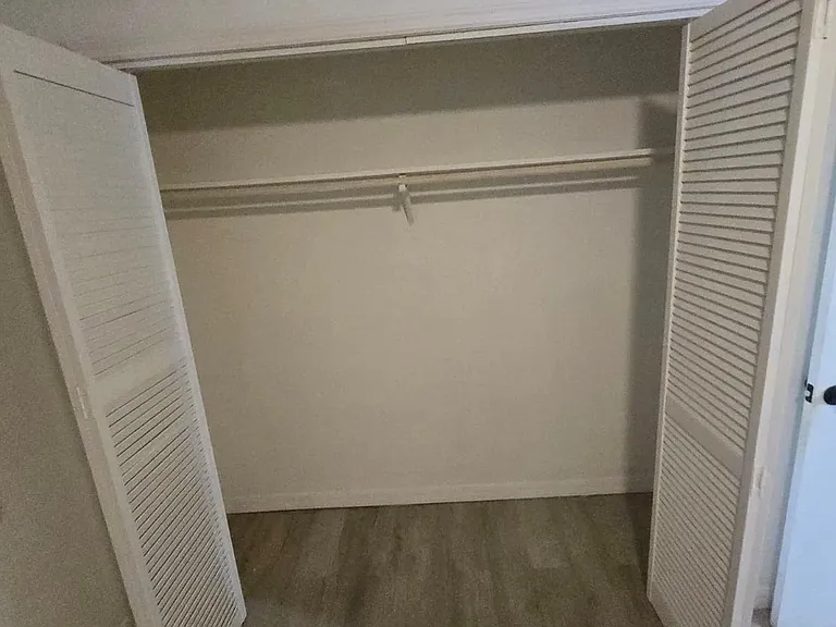 5 Lemon St — Photo 16