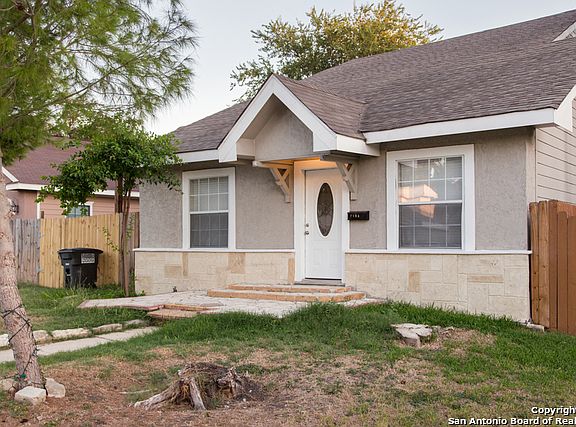 2nd image of 818 Topeka Blvd
