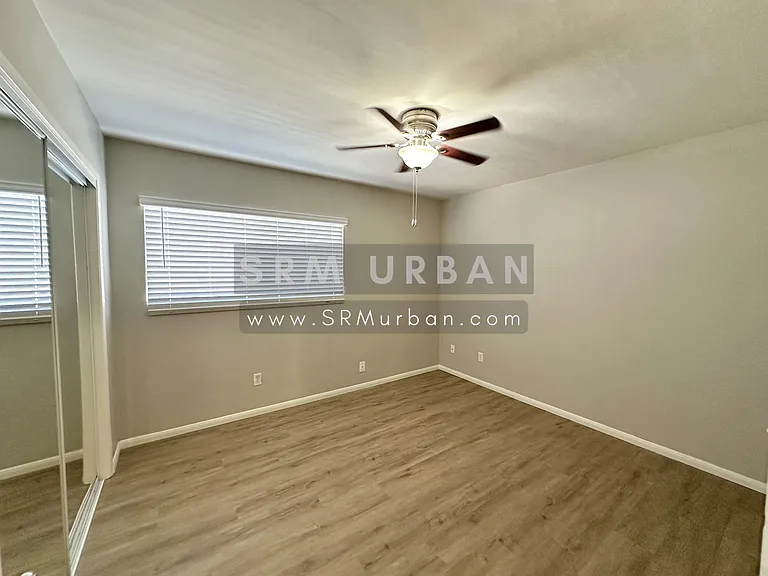 2425 Polk Ave #D — Photo 11