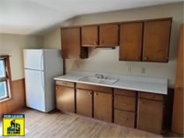 503 N Center St, Beaver Dam, WI 53916