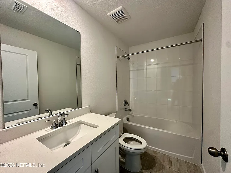 166 Yellowstone Dr — Photo 10