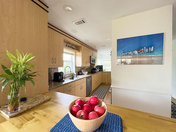 4th image of 5892 Areca Palm Circle #D