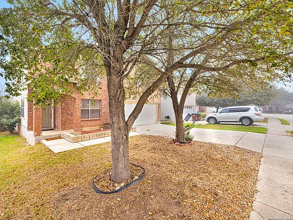 2nd image of 10023 Del Lago