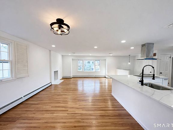 5th image of 148 Hyde Road