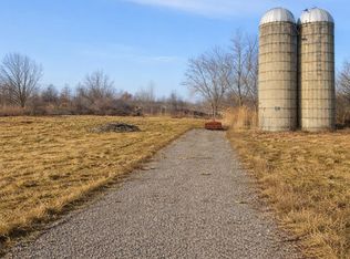 5082 Palms Rd, Casco, MI 48064