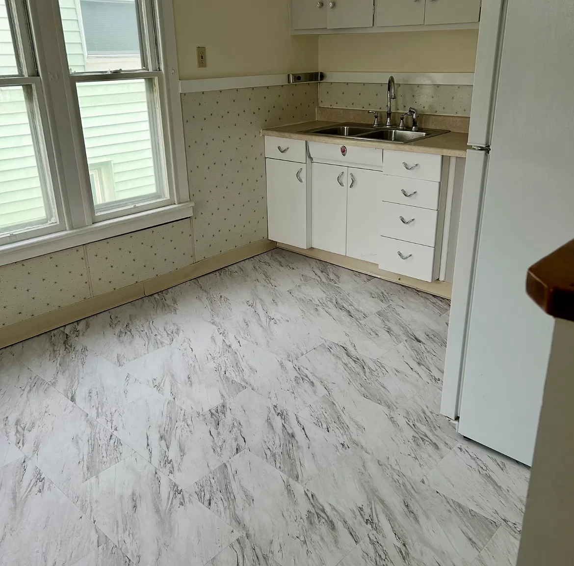 1 bed, 800 sqft, $1,300 — Photo 3