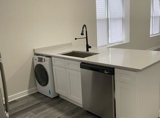 2917 W Cermak Rd #4F, Chicago, IL 60623